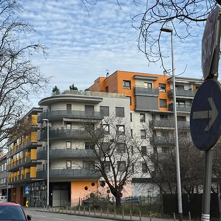 Stars Studio Apartment With Parking Zagreb Exterior photo